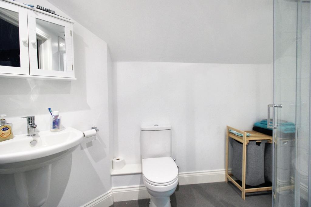Ensuite Shower Room