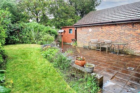 3 bedroom detached house to rent, Tamar Close, Stone Cross, BN24