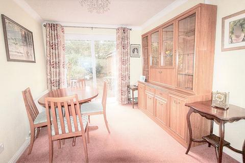 3 bedroom detached house to rent, Tamar Close, Stone Cross, BN24