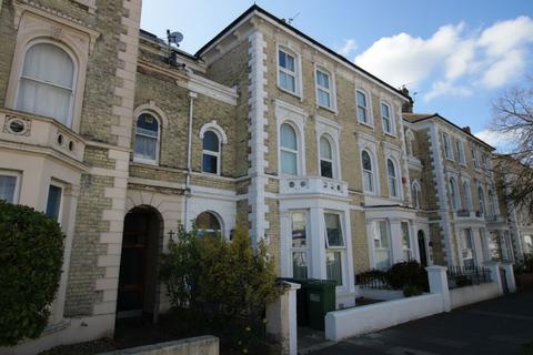 1 bedroom flat to rent, Lushington Road, Eastbourne, BN21