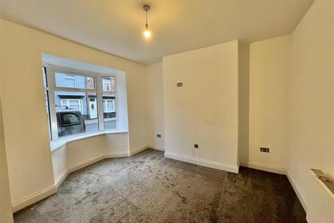 2 bedroom terraced house for sale, Thirlmere Road, Darlington