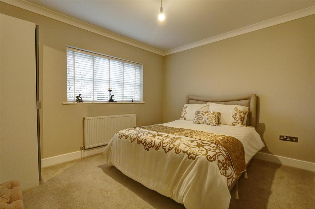 Bedroom 3: