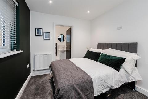 1 bedroom in a house share to rent, The Commons, Colchester