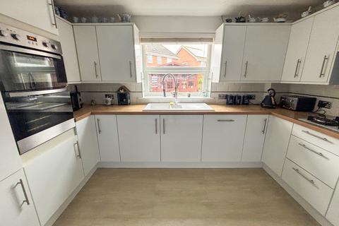 4 bedroom detached house for sale, Friars Way, Burnham-on-Sea, Somerset, TA8