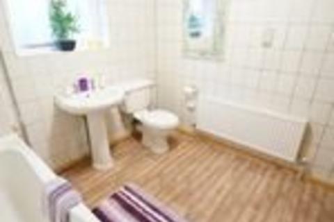 3 bedroom property to rent, Wollaton Road, Nottingham, Nottinghamshire, NG8