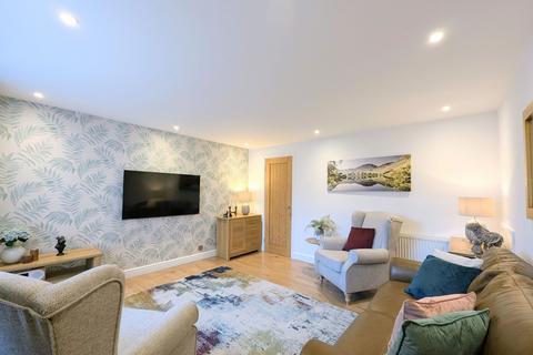 4 bedroom semi-detached house for sale, Fennel Grove, South Shields, NE34
