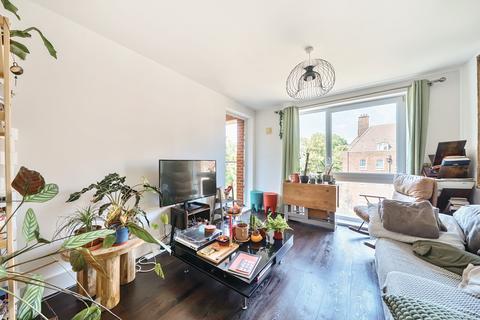 1 bedroom flat to rent, McMillan Street London SE8