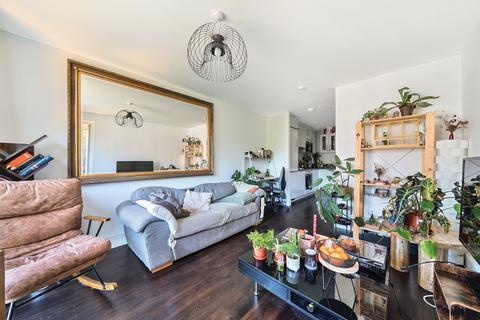 1 bedroom flat to rent, McMillan Street London SE8