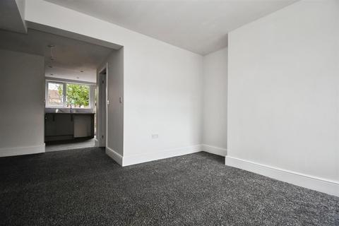 3 bedroom terraced house for sale, Roslyn Road, Hull