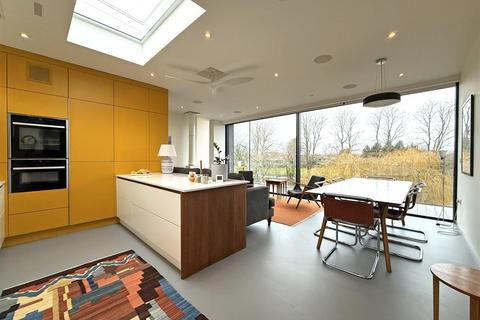 3 bedroom detached house for sale, Underdale Road, Underdale, Shrewsbury