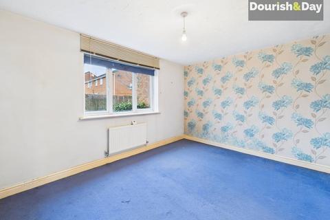 1 bedroom ground floor flat for sale, Kamienna Close, Stafford ST17