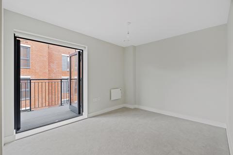 2 bedroom apartment to rent, Weavers Yard, Newbury Newbury RG14
