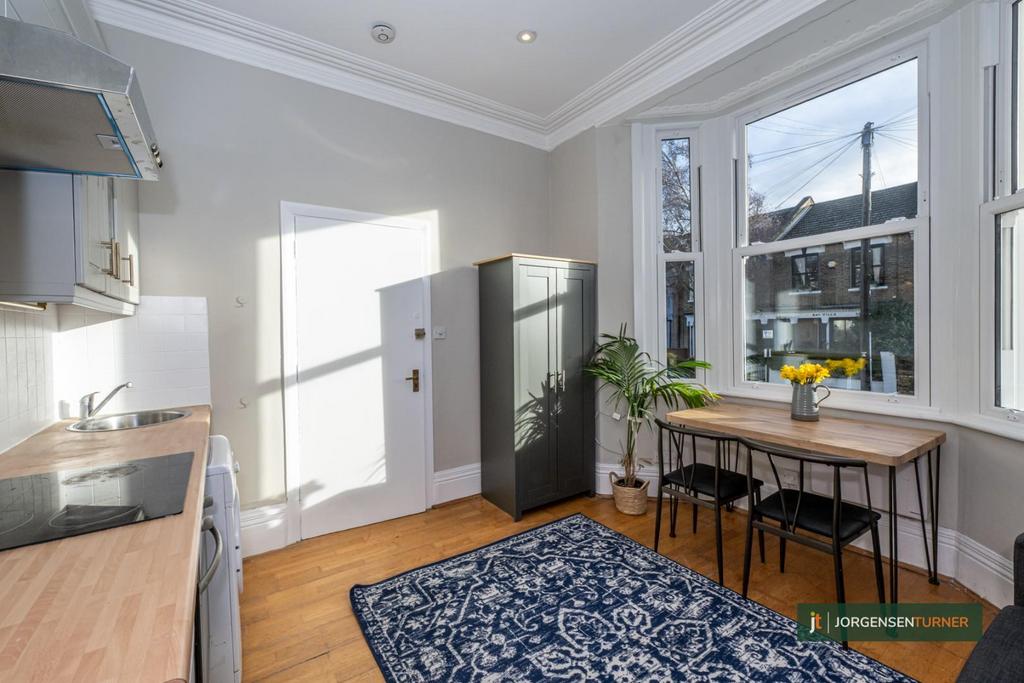 Shakespeare Road 30 B-005 LR - JT.jpg
