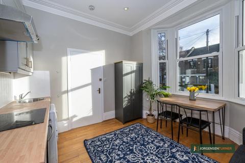 1 bedroom flat to rent, Shakespeare Road, Acton, London, W3