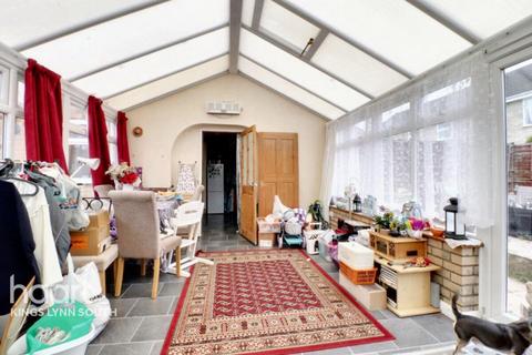 3 bedroom end of terrace house for sale, Regency Avenue, King's Lynn