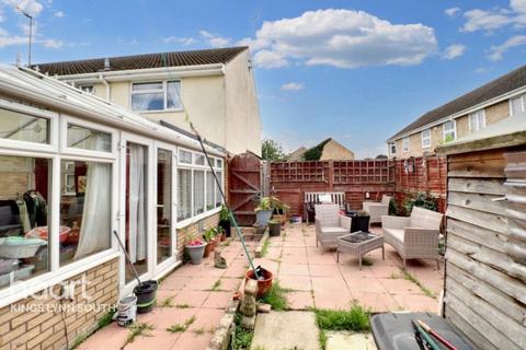 3 bedroom end of terrace house for sale, Regency Avenue, King's Lynn