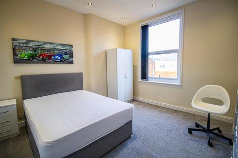 undefined, Spacious Room to Let on Villiers Street, Preston