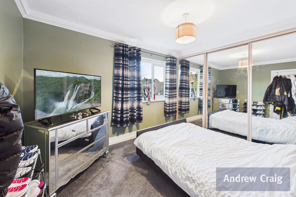 Rear Bedroom