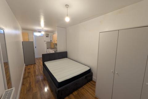 undefined, Lady Margaret Road, Southall, UB1