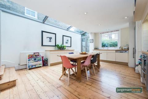 4 bedroom house to rent, Ethelden Road, Shepherds Bush, London,W12