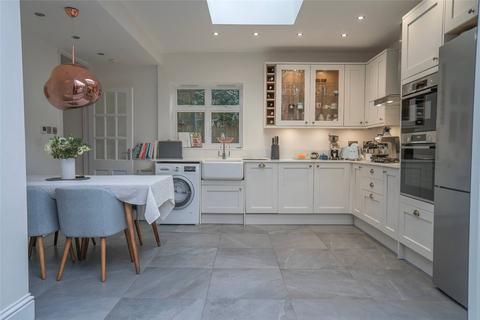 2 bedroom apartment for sale, Park Hall Road, London, N2