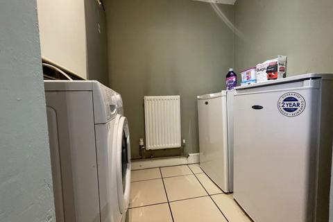 undefined, Room 1, 34 North End