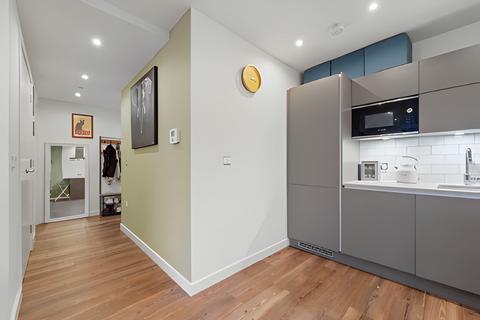 1 bedroom flat for sale, Curie House, Wallis Road, E9