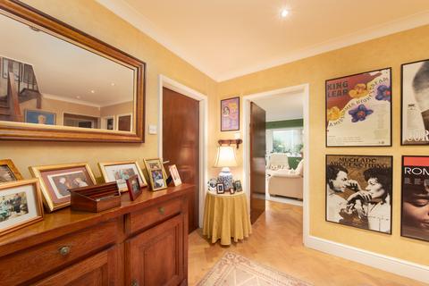 4 bedroom detached house for sale, Kingston Vale, London SW15