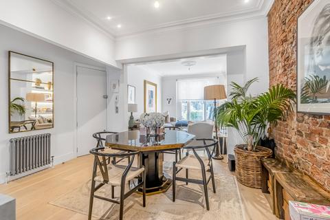 3 bedroom flat to rent, Ledbury Road, Notting Hill, London, W11