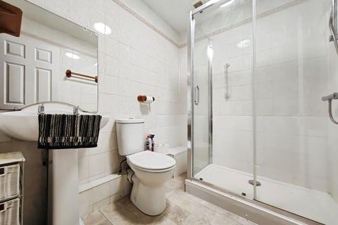 1 bedroom flat for sale, Cippenham Lane, Slough