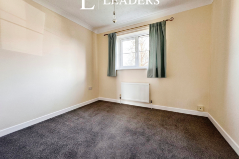 2 bedroom semi-detached house to rent, Commodore Road, Lowestoft, NR32
