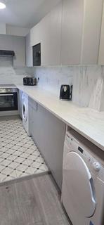 4 bedroom house of multiple occupation to rent, City Road, Sheffield S2