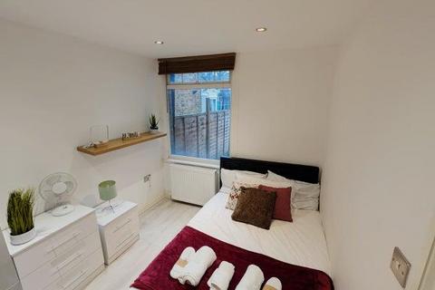 undefined, Princes Avenue, Watford WD18