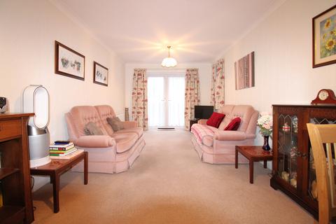 1 bedroom apartment for sale, Waldegrave Gardens, Upminster RM14