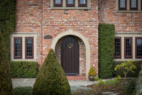 5 bedroom detached house for sale, Cawood Road, Stillingfleet, YO19