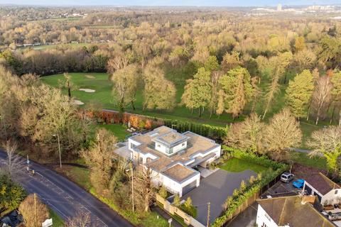 5 bedroom detached house for sale, Rickmansworth WD3
