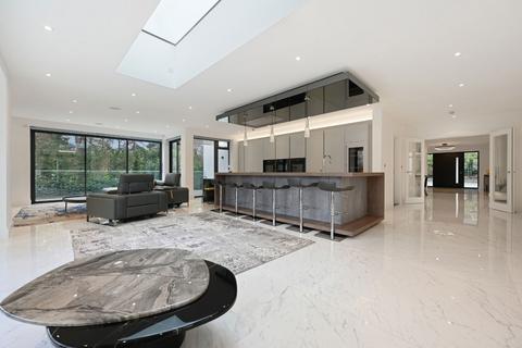 5 bedroom detached house for sale, Rickmansworth WD3