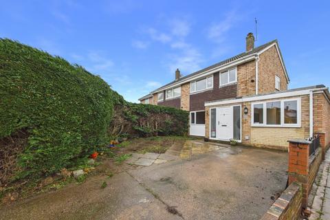 3 bedroom semi-detached house for sale, Hawkwood Crescent, Worcester, Worcestershire, WR2