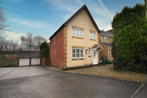undefined, Newmill Gardens, Miskin CF72 8RX