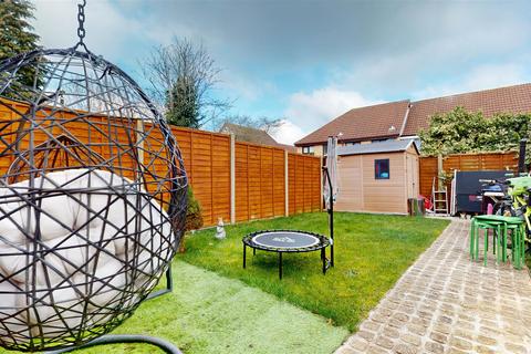 undefined, Pettingrew Close, Milton Keynes MK7