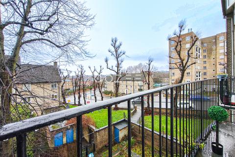 3 bedroom flat to rent, Alexandra Road, Swiss Cottage NW8