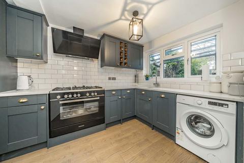 3 bedroom semi-detached house for sale, Church Lane, London NW9