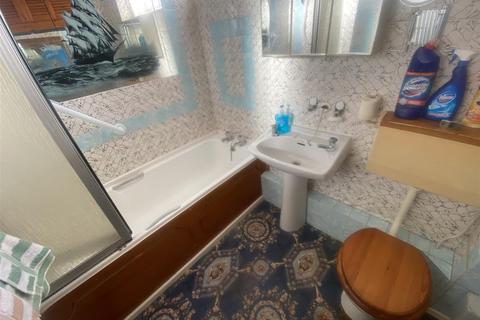 2 bedroom semi-detached bungalow for sale, Acomb Avenue, Seaton Delaval, Whitley Bay