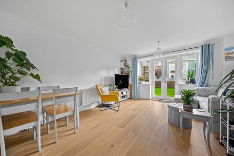 3 bedroom semi-detached house for sale, Clayhanger, Surrey GU4
