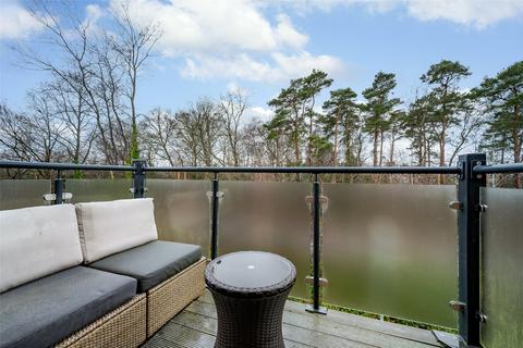 1 bedroom apartment for sale, Hawthorn Drive, Berkshire RG45