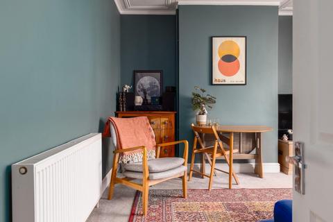 3 bedroom maisonette for sale, William Street, Totterdown
