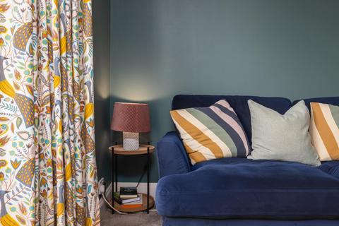 3 bedroom maisonette for sale, William Street, Totterdown