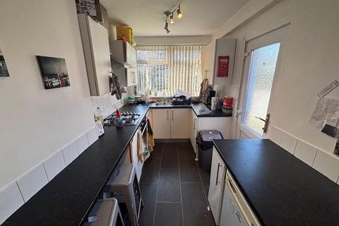 4 bedroom house to rent, Victoria Road, Fallowfield, Manchester