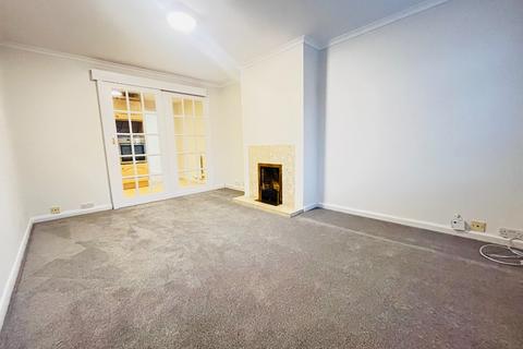 3 bedroom semi-detached house to rent, Weavers Knowe Crescent, Currie, Edinburgh, EH14