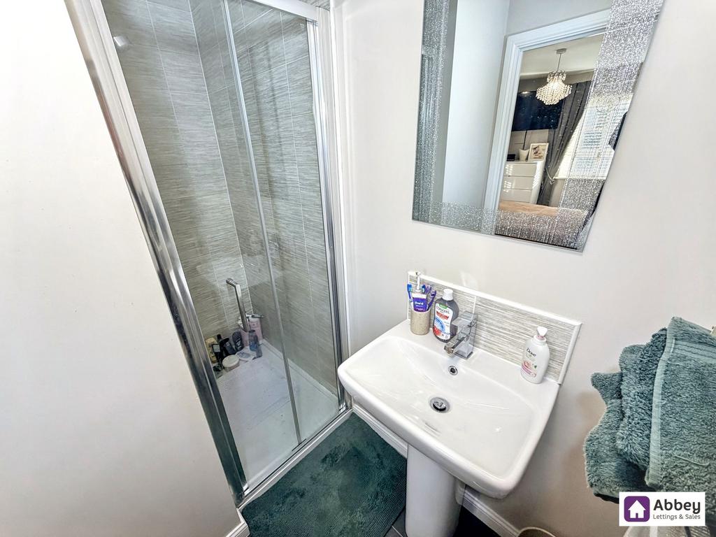 Ensuite Shower Room